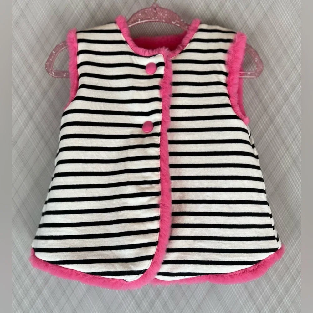 Girls reversible pink faux Vest w/bow (Size 12m)